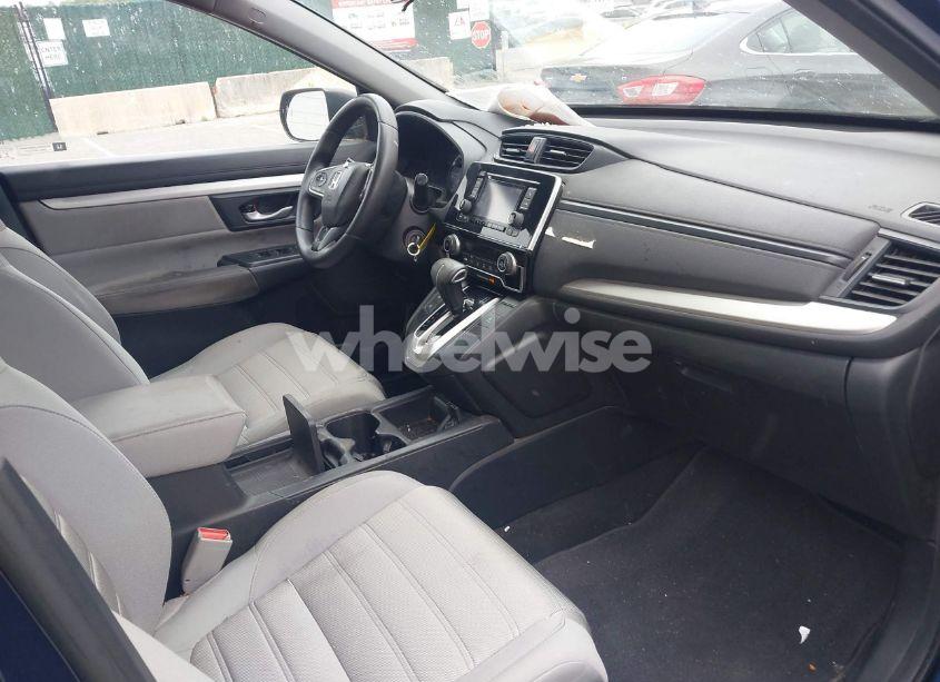 Photo 5 of 2018 Honda Cr-v LX (VIN 2HKRW6H32JH200034)