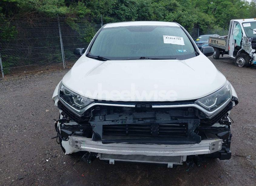 Photo 13 of 2018 Honda Cr-v LX (VIN 2HKRW6H32JH200793)