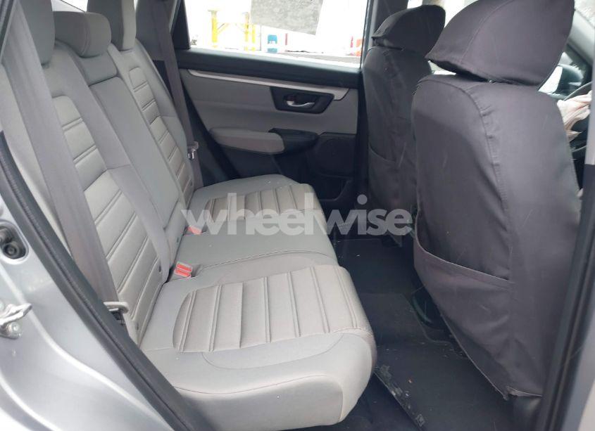 Photo 8 of 2018 Honda Cr-v LX (VIN 2HKRW6H32JH201068)