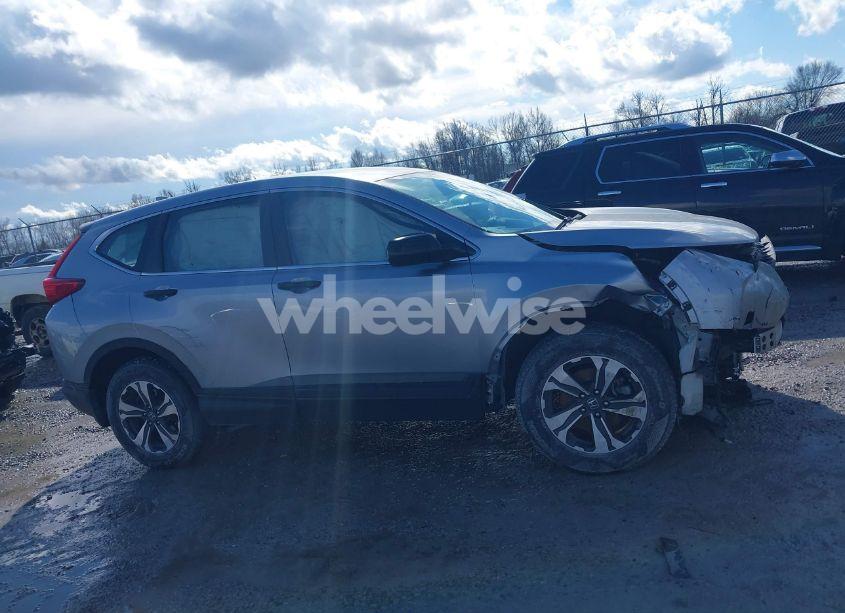 Photo 13 of 2018 Honda Cr-v LX (VIN 2HKRW6H32JH215326)