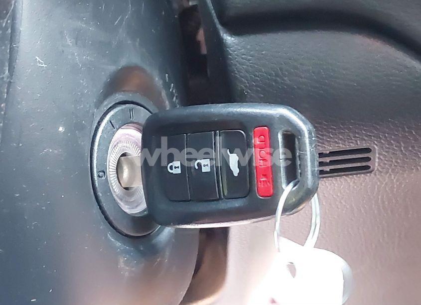 Photo 11 of 2018 Honda Cr-v LX (VIN 2HKRW6H32JH217402)