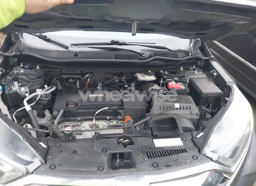 Photo 10 of 2018 Honda Cr-v LX (VIN 2HKRW6H32JH226018)