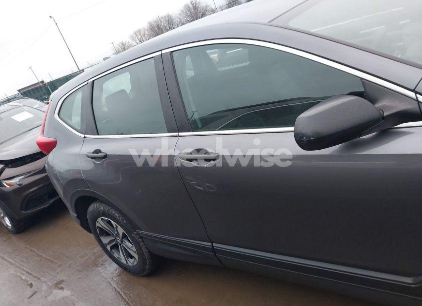 Photo 13 of 2018 Honda Cr-v LX (VIN 2HKRW6H32JH226018)