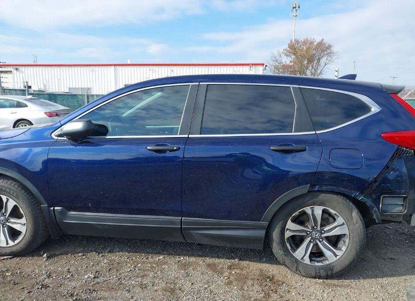 Photo 15 of 2018 Honda Cr-v LX (VIN 2HKRW6H32JH230876)