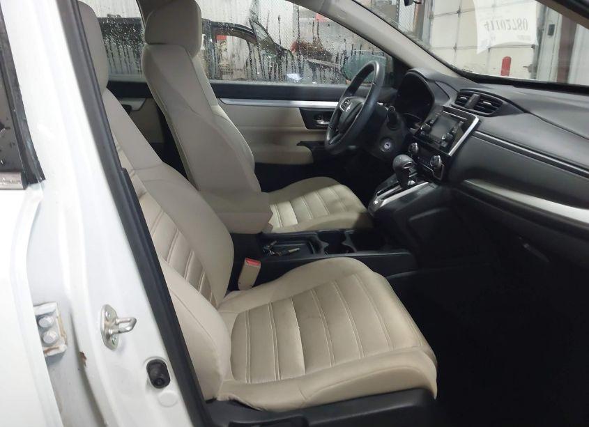 Photo 5 of 2019 Honda Cr-v LX (VIN 2HKRW6H32KH209575)