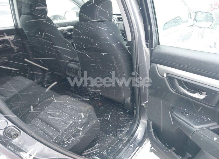 Photo 8 of 2018 Honda Cr-v LX (VIN 2HKRW6H33JH207669)