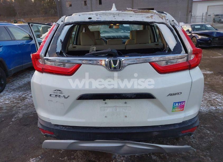 Photo 17 of 2018 Honda Cr-v LX (VIN 2HKRW6H33JH212919)