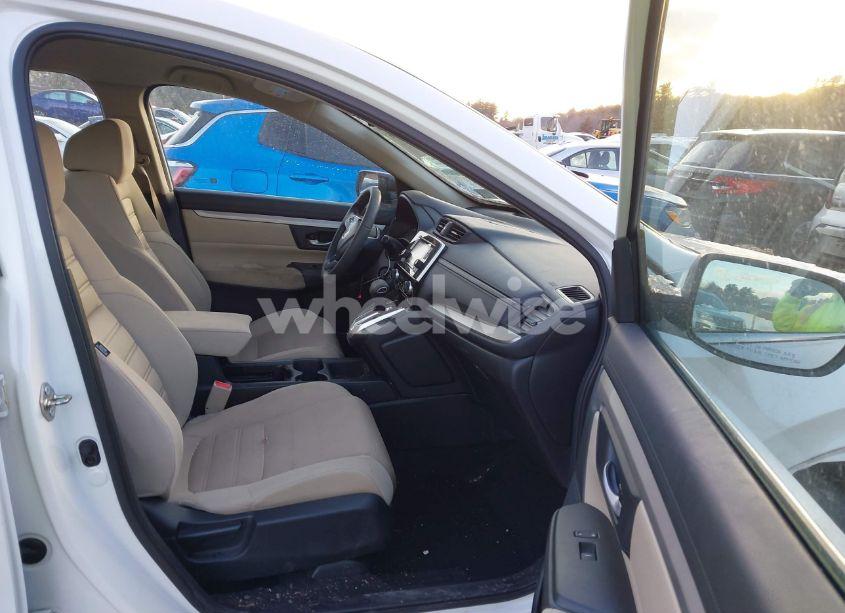 Photo 5 of 2018 Honda Cr-v LX (VIN 2HKRW6H33JH212919)
