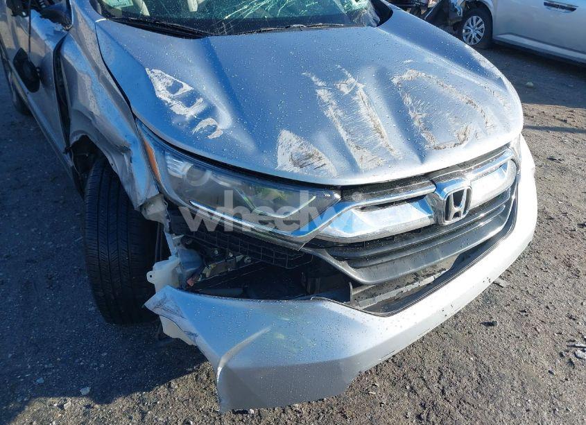 Photo 6 of 2018 Honda Cr-v LX (VIN 2HKRW6H33JH213990)