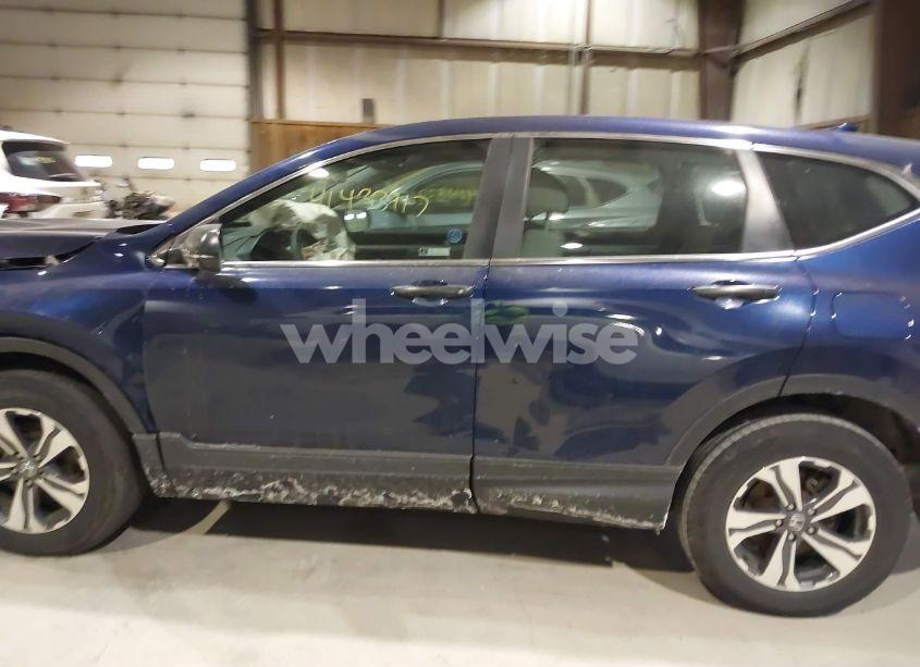 Photo 14 of 2018 Honda Cr-v LX (VIN 2HKRW6H33JH225461)