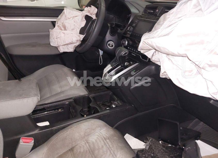 Photo 5 of 2018 Honda Cr-v LX (VIN 2HKRW6H33JH225461)