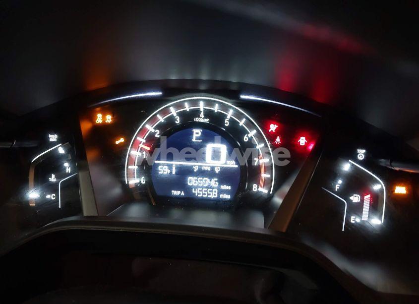 Photo 7 of 2018 Honda Cr-v LX (VIN 2HKRW6H33JH225461)