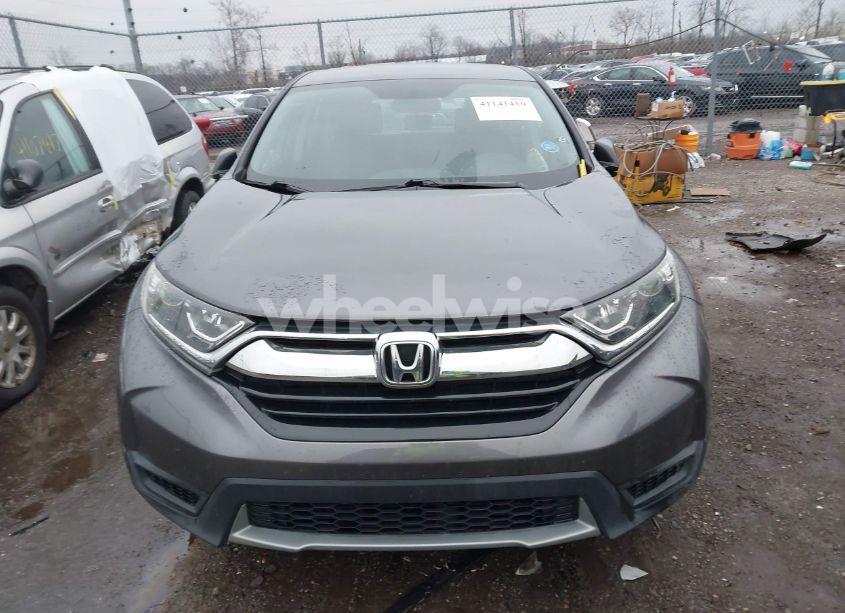 Photo 12 of 2019 Honda Cr-v LX (VIN 2HKRW6H33KH226532)