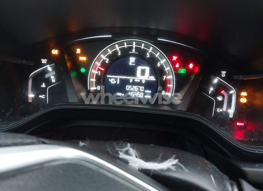 Photo 7 of 2019 Honda Cr-v LX (VIN 2HKRW6H33KH226532)