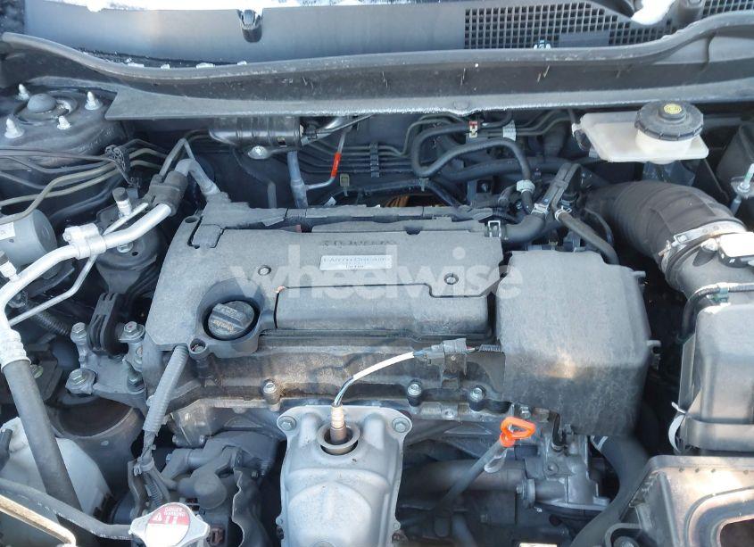 Photo 10 of 2019 Honda Cr-v LX (VIN 2HKRW6H33KH227017)