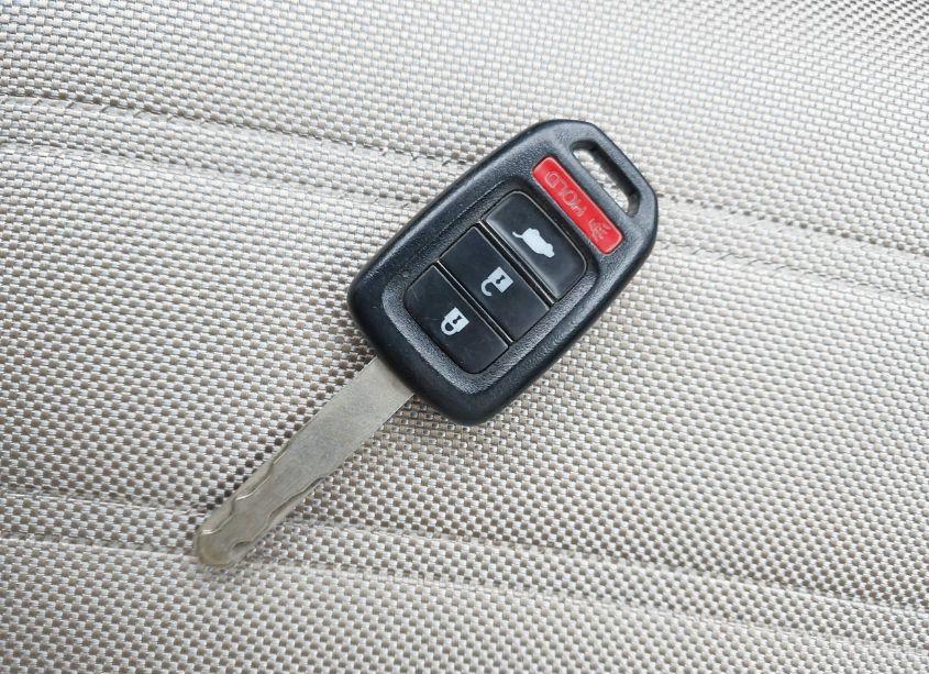 Photo 11 of 2018 Honda Cr-v LX (VIN 2HKRW6H34JH230670)