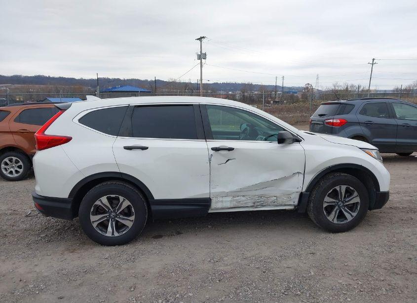 Photo 13 of 2018 Honda Cr-v LX (VIN 2HKRW6H34JH230670)