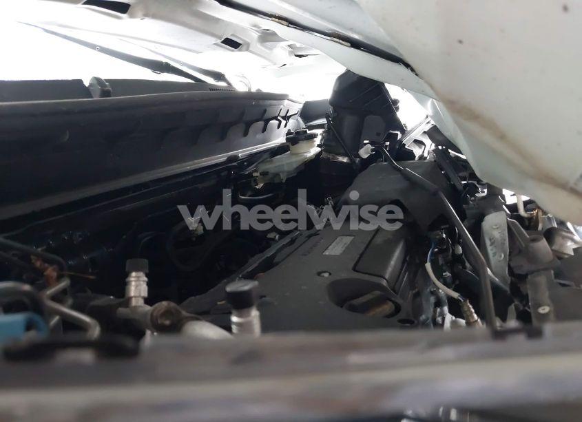 Photo 10 of 2018 Honda Cr-v LX (VIN 2HKRW6H34JH231348)