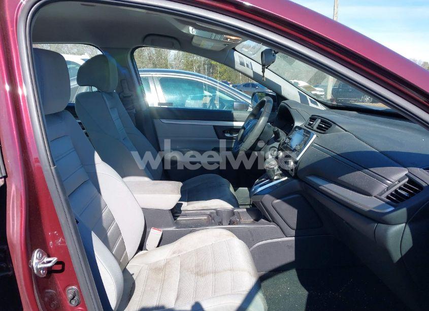 Photo 5 of 2018 Honda Cr-v LX (VIN 2HKRW6H34JH233066)