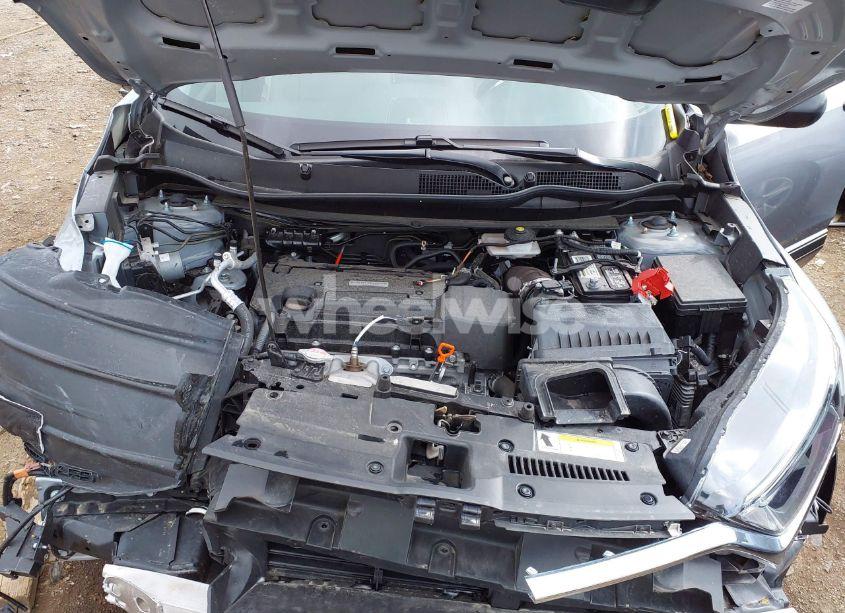 Photo 10 of 2018 Honda Cr-v LX (VIN 2HKRW6H35JH217541)