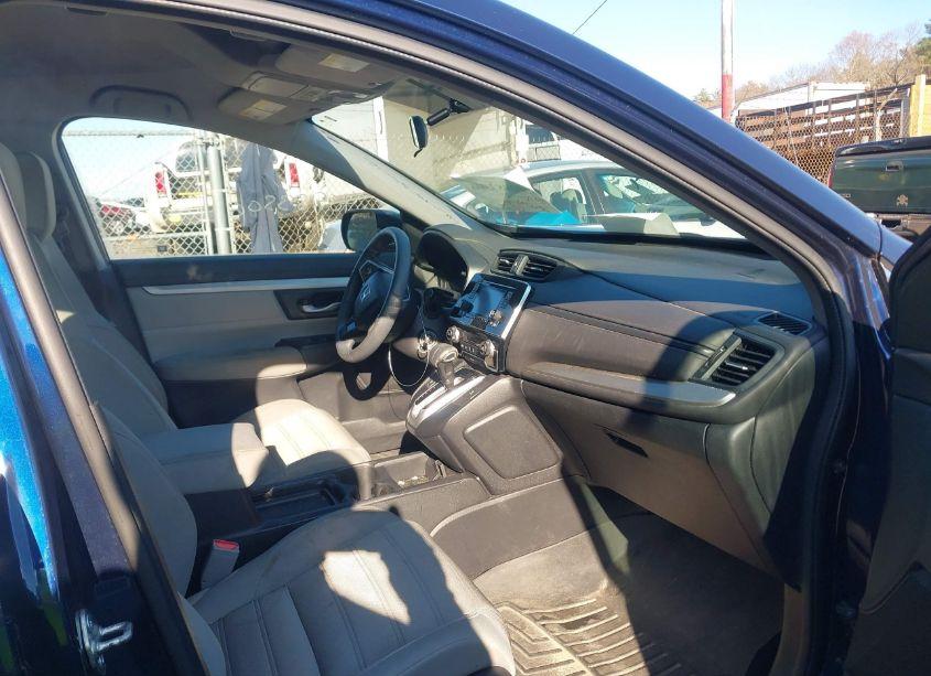 Photo 5 of 2017 Honda Cr-v LX (VIN 2HKRW6H36HH217820)