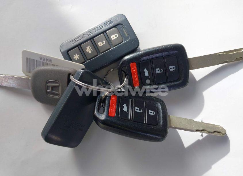 Photo 11 of 2018 Honda Cr-v LX (VIN 2HKRW6H36JH227298)