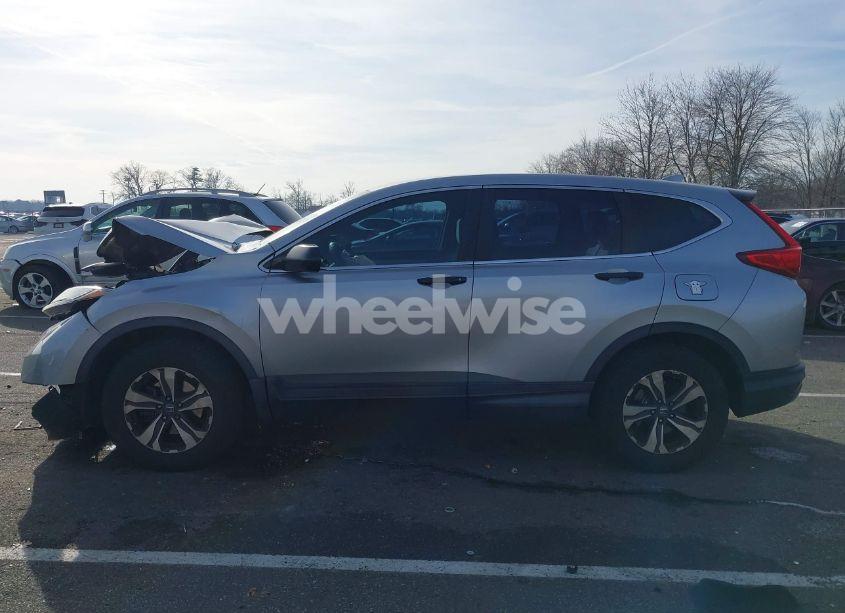 Photo 14 of 2018 Honda Cr-v LX (VIN 2HKRW6H36JH227298)