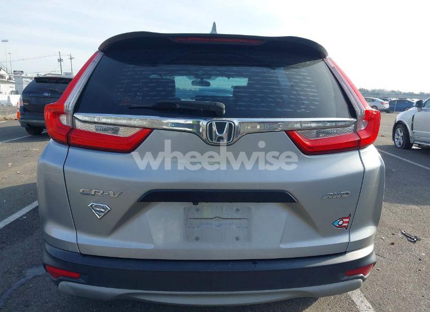 Photo 16 of 2018 Honda Cr-v LX (VIN 2HKRW6H36JH227298)