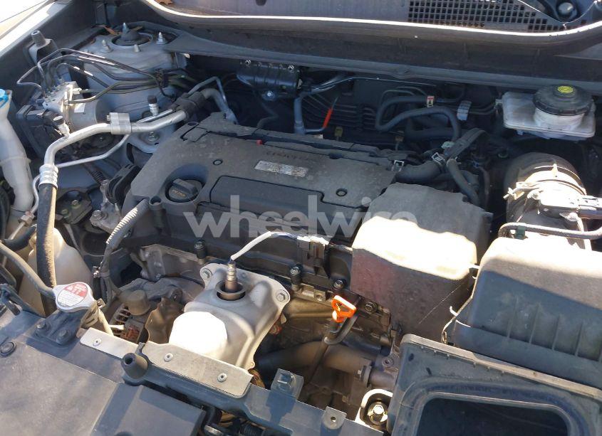 Photo 10 of 2019 Honda Cr-v LX (VIN 2HKRW6H36KH221499)