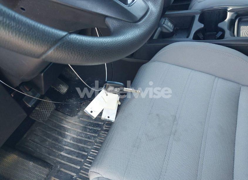 Photo 11 of 2019 Honda Cr-v LX (VIN 2HKRW6H36KH221499)