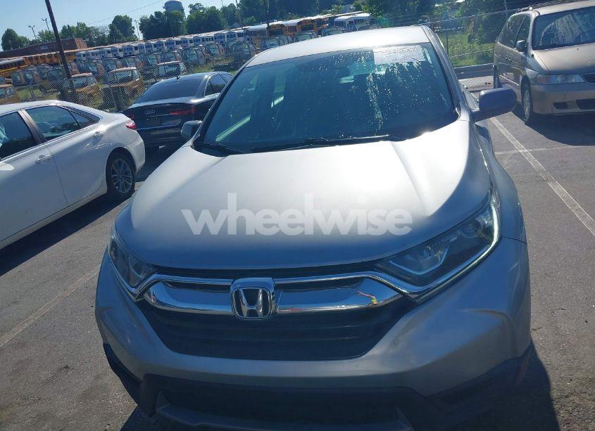 Photo 12 of 2019 Honda Cr-v LX (VIN 2HKRW6H36KH221499)
