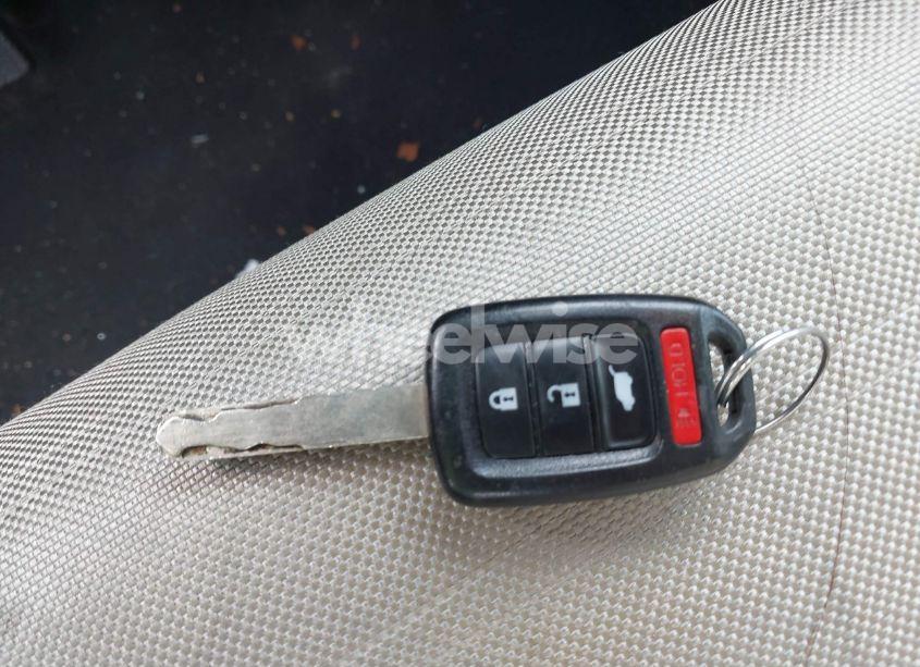 Photo 11 of 2017 Honda Cr-v LX (VIN 2HKRW6H37HH212366)