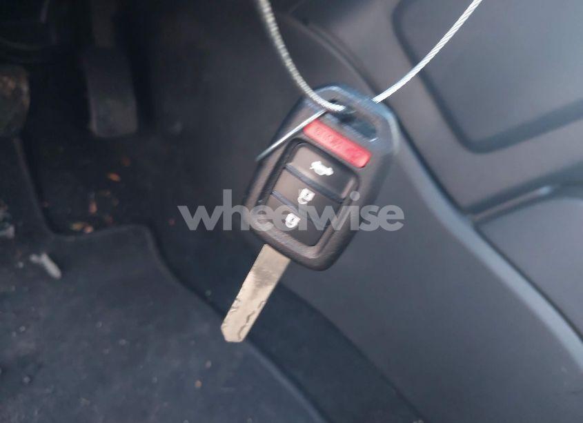 Photo 11 of 2018 Honda Cr-v LX (VIN 2HKRW6H37JH209179)