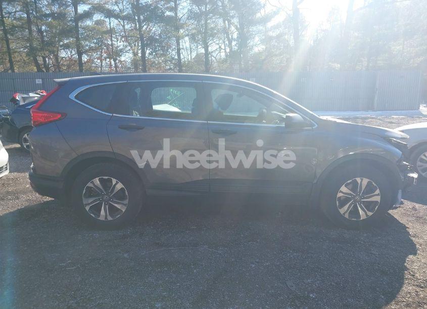 Photo 13 of 2018 Honda Cr-v LX (VIN 2HKRW6H37JH209179)