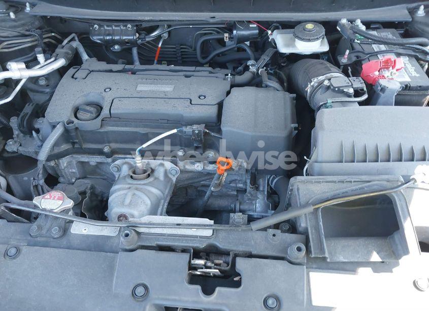 Photo 10 of 2019 Honda Cr-v LX (VIN 2HKRW6H37KH223259)