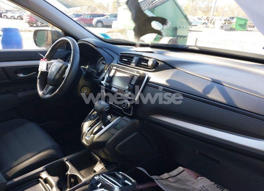 Photo 5 of 2019 Honda Cr-v LX (VIN 2HKRW6H37KH223259)