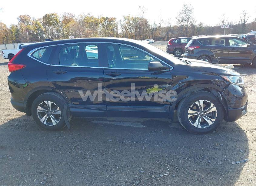 Photo 13 of 2019 Honda Cr-v LX (VIN 2HKRW6H37KH224069)