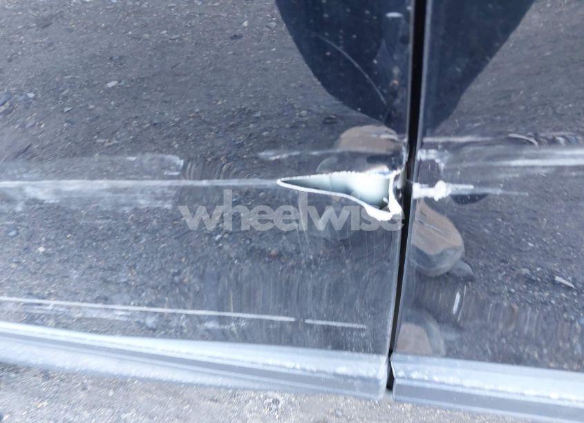 Photo 17 of 2019 Honda Cr-v LX (VIN 2HKRW6H37KH224069)