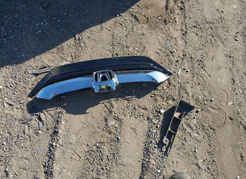 Photo 12 of 2019 Honda Cr-v LX (VIN 2HKRW6H37KH231135)