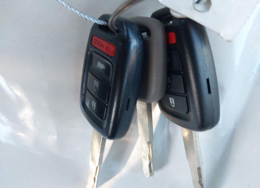 Photo 11 of 2019 Honda Cr-v LX (VIN 2HKRW6H37KH231152)