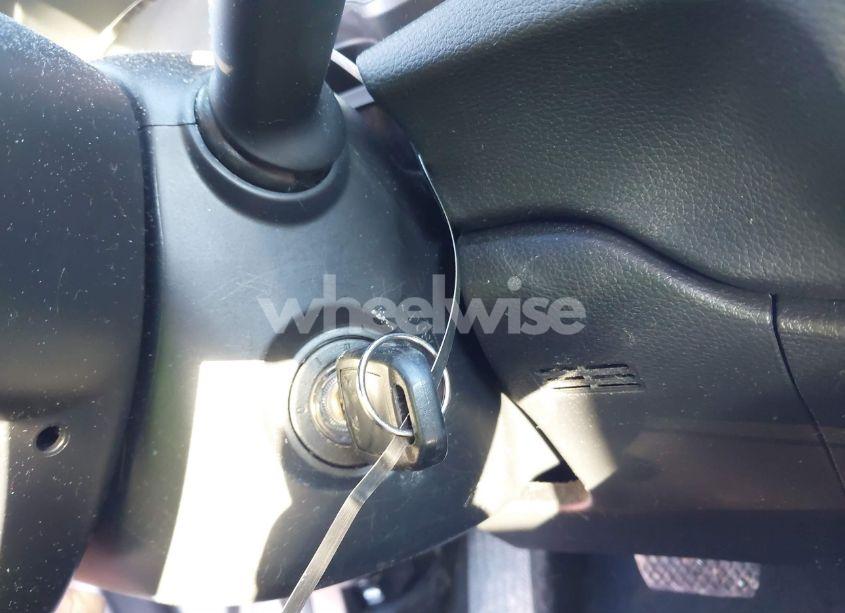 Photo 11 of 2019 Honda Cr-v LX (VIN 2HKRW6H37KH232205)