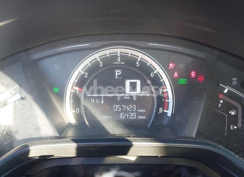 Photo 16 of 2019 Honda Cr-v LX (VIN 2HKRW6H37KH232205)