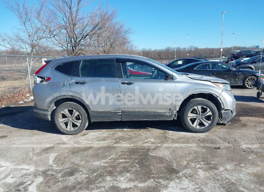 Photo 13 of 2017 Honda Cr-v LX (VIN 2HKRW6H38HH211758)