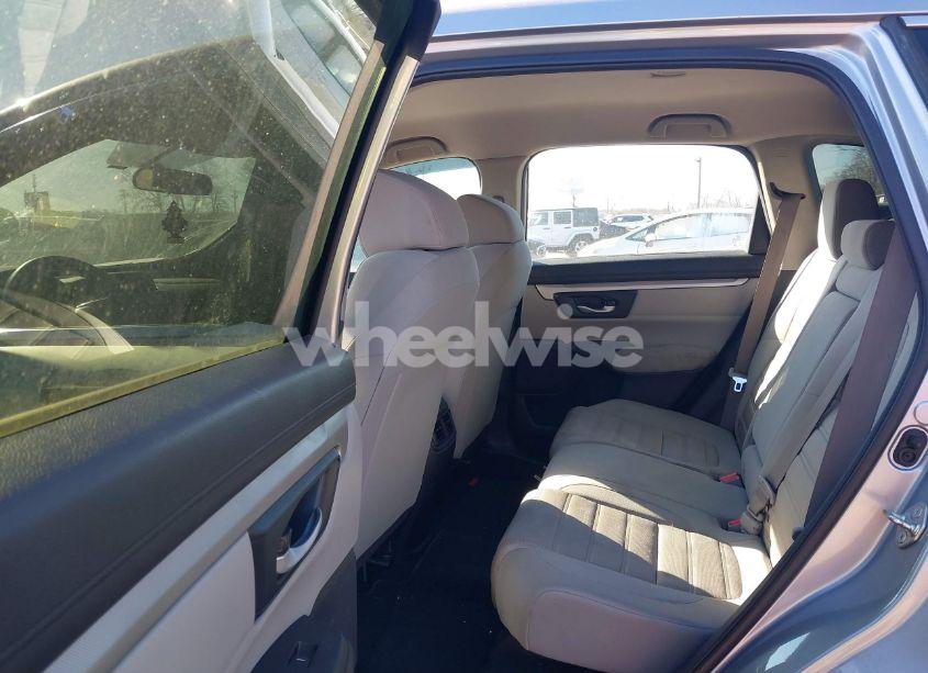 Photo 8 of 2017 Honda Cr-v LX (VIN 2HKRW6H38HH211758)