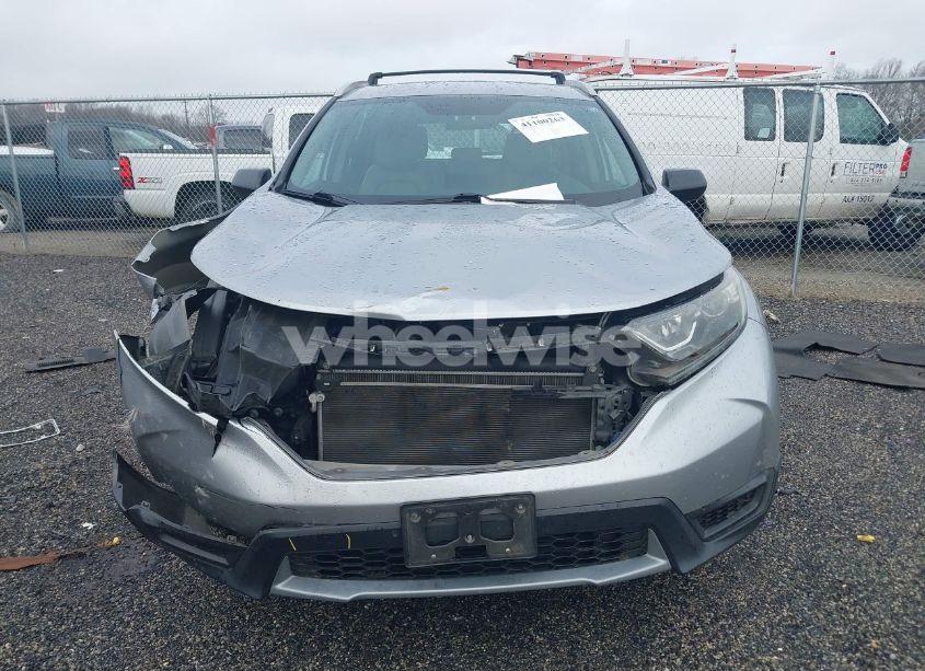 Photo 13 of 2017 Honda Cr-v LX (VIN 2HKRW6H38HH224414)