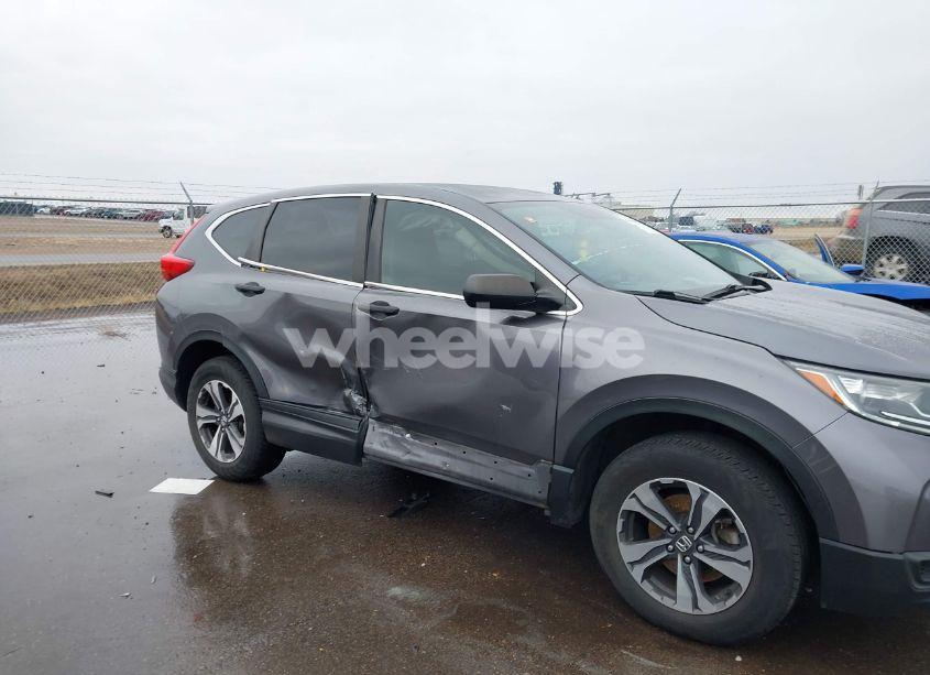 Photo 6 of 2018 Honda Cr-v LX (VIN 2HKRW6H38JH222166)