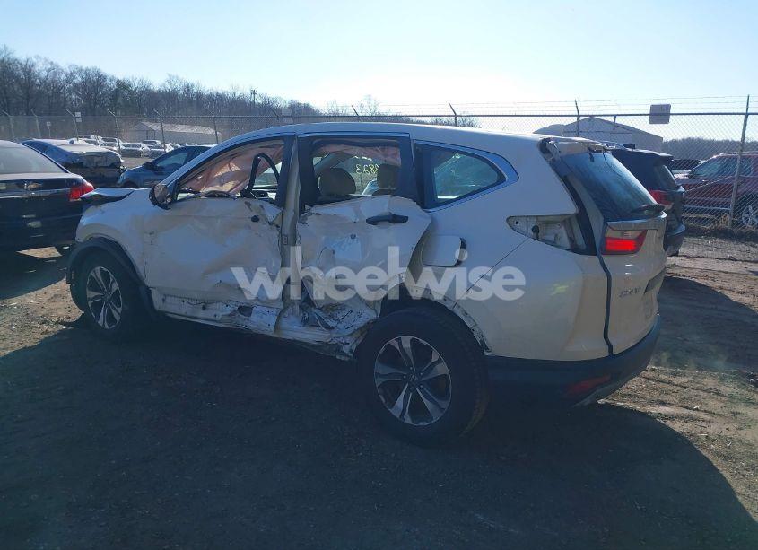 Photo 3 of 2018 Honda Cr-v LX (VIN 2HKRW6H39JH203464)