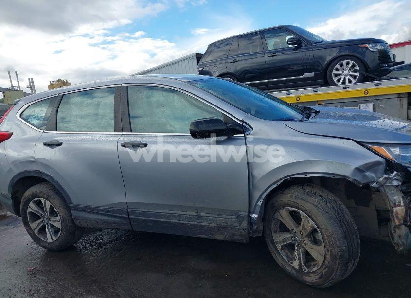 Photo 14 of 2018 Honda Cr-v LX (VIN 2HKRW6H39JH207465)