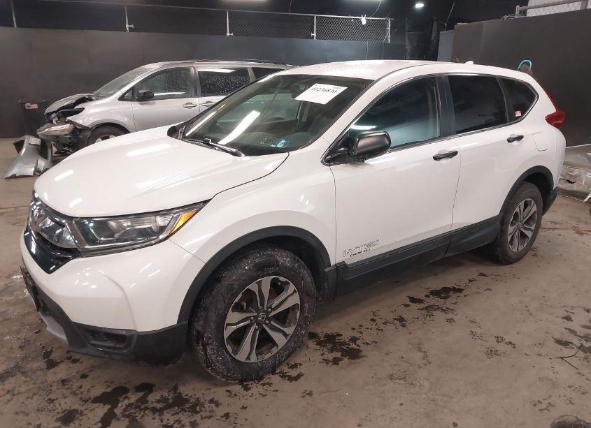 Photo 2 of 2019 Honda Cr-v LX (VIN 2HKRW6H39KH218127)