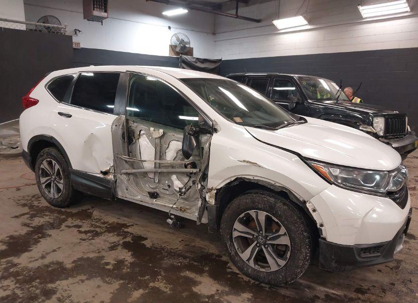 Photo 6 of 2019 Honda Cr-v LX (VIN 2HKRW6H39KH218127)